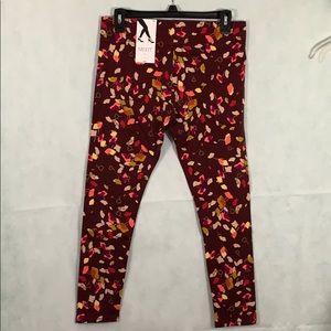 🌴 Mix it knit leggings fall flower/leave print 🌴
